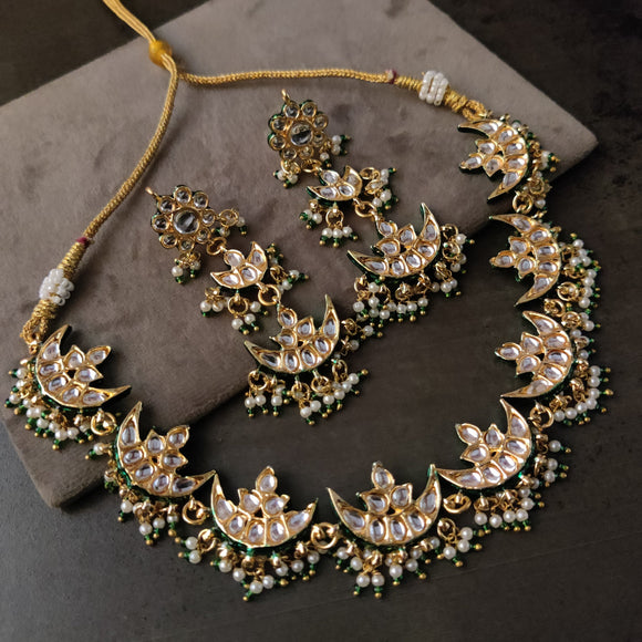 FINEST QUALITY BIKANERI KUNDAN CHOKER WITH EARRINGS