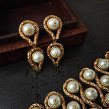 DESIGNER PEARL CHOKER WITH EARRINGS