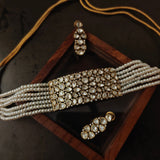STATEMENT POLKI KUNDAN CHOKER WITH EARRINGS