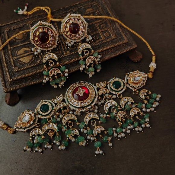 FINEST QUALITY BIKANERI KUNDAN CHOKER WITH EARRINGS