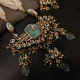 EXCLUSIVE BIKANERI KUNDAN NECKLACE WITH EARRINGS AND FLUORITE HANGINGS