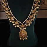 BIKANERI KUNDAN NECKLACE WITH EARRINGS