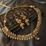 EXCLUSIVE TEMPLE CHOKER WITH EARRINGS