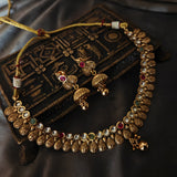 EXCLUSIVE TEMPLE CHOKER WITH EARRINGS