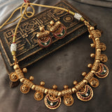 EXCLUSIVE TEMPLE CHOKER WITH EARRINGS