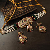 JADAU CHOKER WITH EARRINGS