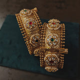DESIGNER KUNDAN OPENABLE BANGLE