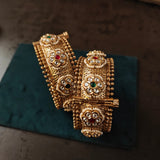 DESIGNER KUNDAN OPENABLE BANGLE