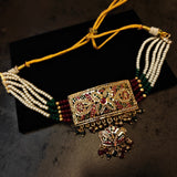 JADAU CHOKER WITH EARRINGS