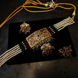 JADAU CHOKER WITH EARRINGS