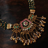 DESINER POLKI KUNDAN CHOKER WITH EARRINGS