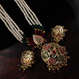 FINEST QUALITY JADAU NECKLACE WITH EARRINGS
