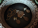 EXCLUSIVE CARVED MOONSTONE KUNDAN DROP PENDANT SET