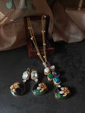 EXQUISITE SEMI PRECIOUS STONE PENDANT SET
