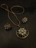 HARIYALI PENDANT SET