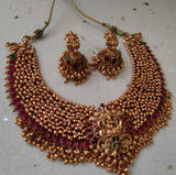 EXCLUSIVE TEMPLE CHOKER WITH EARRINGS