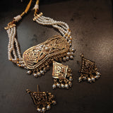 JADAU CHOKER WITH EARRINGS