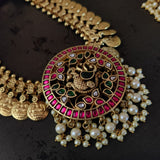 WEAR ME EXCLUSIVE DESIGNER TEMPLE NECKLACE WITH EARRINGS