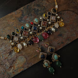 EXCLUSIVE NATURAL STONE CHOKER WITH EARRINGS