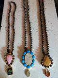 WEAR ME EXCLUSIVE STONE NECKLACE