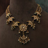 EXCLUSIVE JADAU KUNDAN NECKLACE WITH EARRINGS