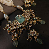 FINEST QUALITY DESIGNER BIKANERI KUNDAN NECKLACE WITH EARRINGS AND REAL FLOURITE HANGING