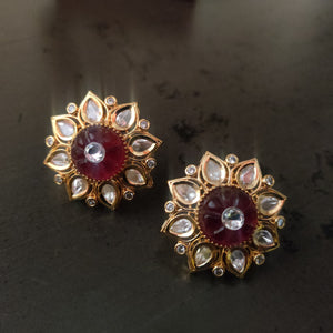FINEST QUALITY KUNDAN AND STONE STUDS