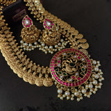 WEAR ME EXCLUSIVE DESIGNER TEMPLE NECKLACE WITH EARRINGS
