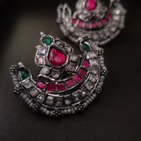 EXCLUSIVE POLKI KUNDAN FITTED EARRINGS (STUDS)