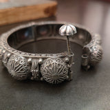 TRIBAL BANGLE (ADJUSTABLE)