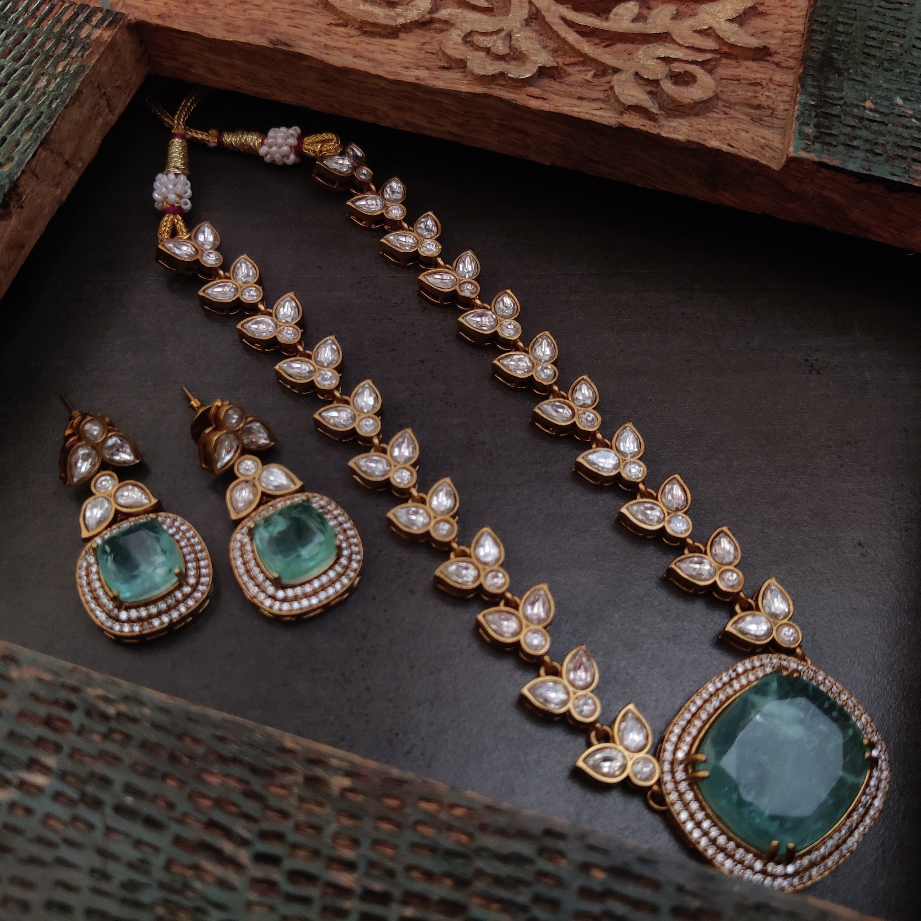 DESIGNER DOUBLET STONE NECKLACE WITH EARRINGS – Wearmebyradhaji