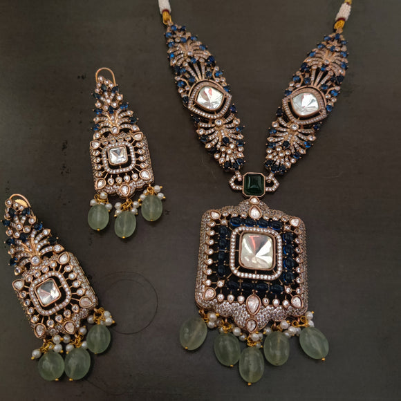 FINEST QUALITY POLKi KUNDAN CHOKER WITH EARRINGS