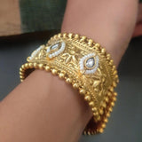 STATEMENT BANGLE