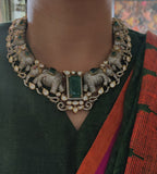 VICTORIAN STATEMENT CHOKER WITH EARRINGS