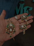 EMERALD GREEN KUNDAN & PEARL PENDANT NECKLACE