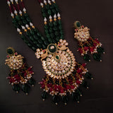 WEAR ME EXCLUSIVE DESIGNER NECKPIECE