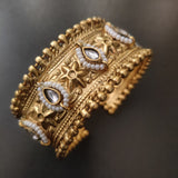 STATEMENT BANGLE