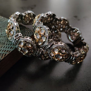 POLKI KUNDAN BANGLE IN FINEST FINISH (PAIR)