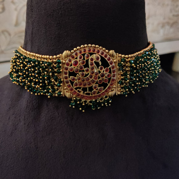 TEMPLE CHOKER IN FINEST FINISH WITH EARRINGS