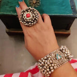 STONE AND KUNDAN RING (ADJUSTABLE)