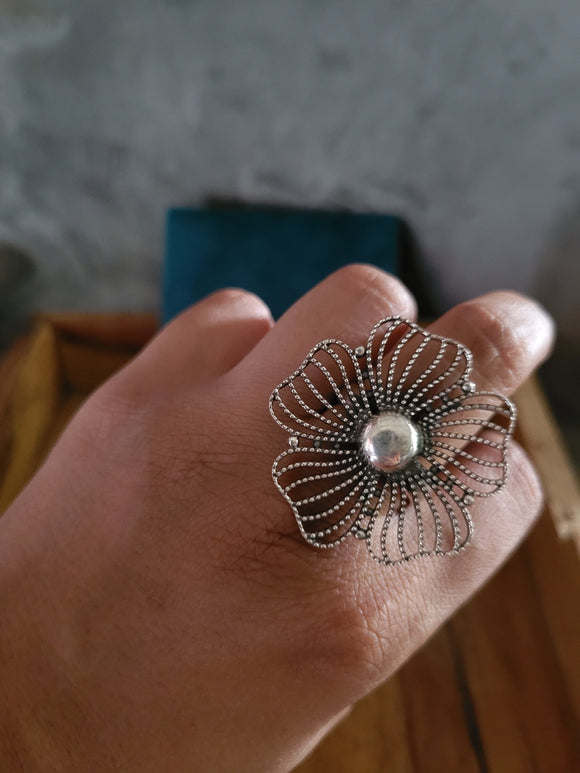 92.5 SILVER STATEMENT RING