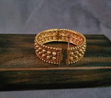 FINE QUALITY OPENABLE BANGLE