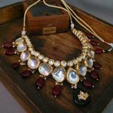KUNDAN CHOKER WITH MAANGTIKA (WITHOUT EARRINGS)