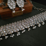 TRIBAL SILVER PLATED CHOKER WITH EARRINGS